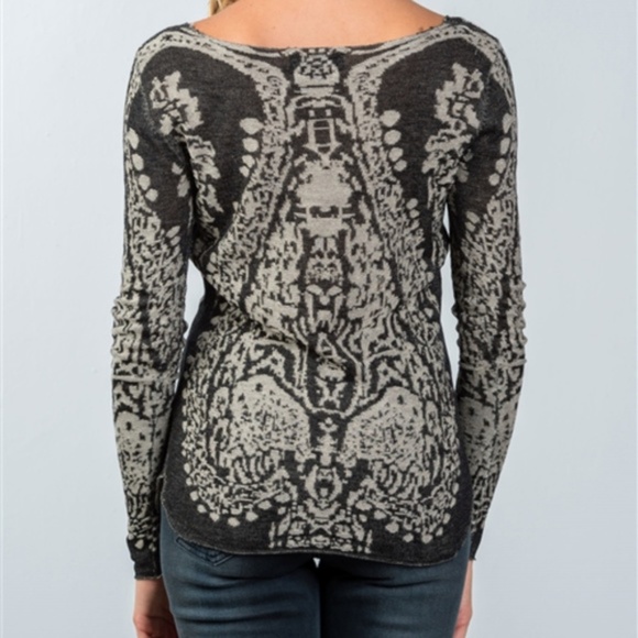 !!Only 1 Left!! Boho Fitted Lite Sweater - Picture 3 of 5